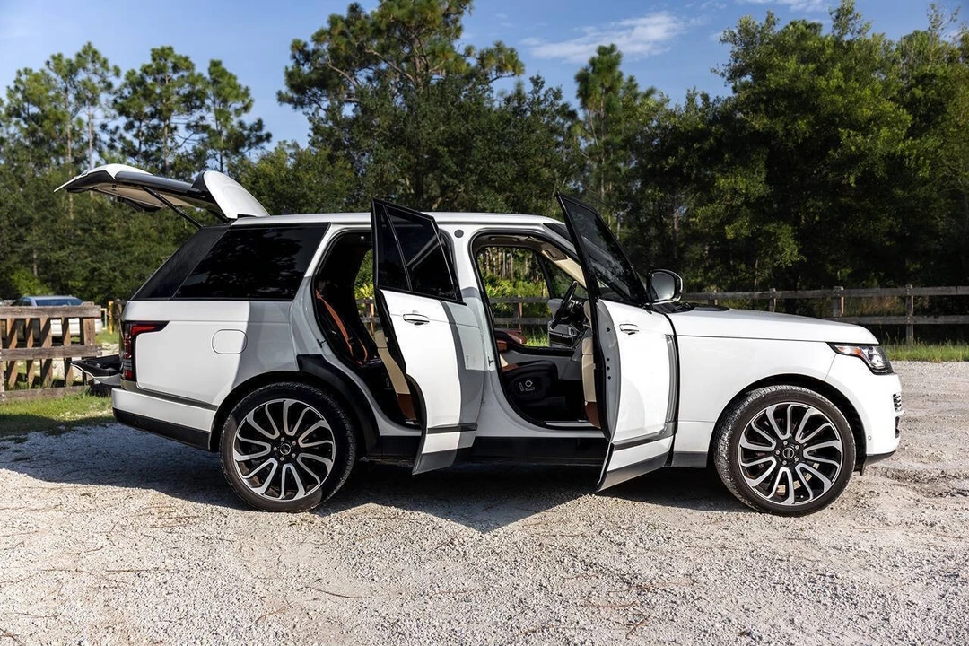 2016 Land Rover Range Rover L405 - Image 28 of 31