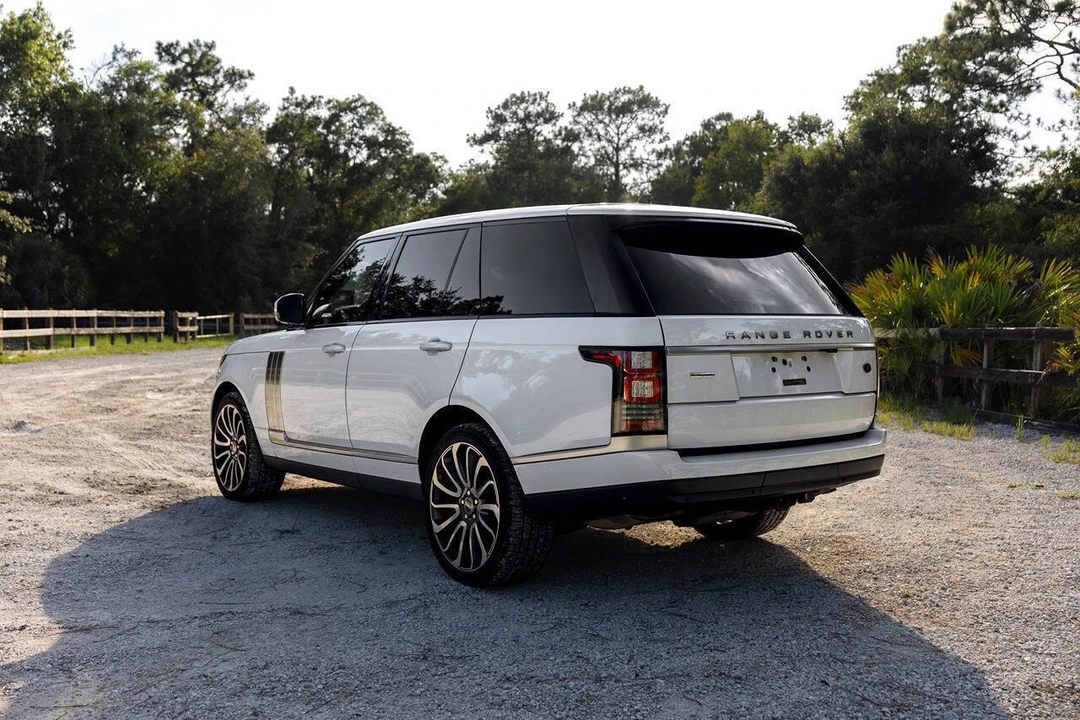 2016 Land Rover Range Rover L405 - Image 3 of 31
