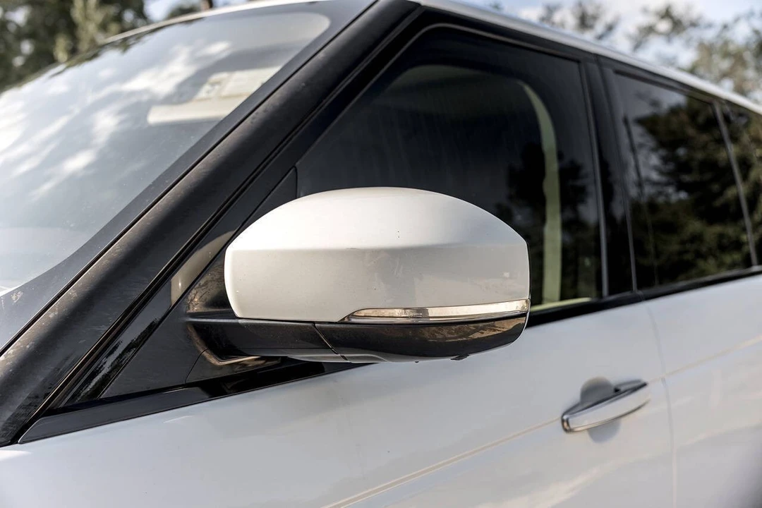 2016 Land Rover Range Rover L405 - Image 18 of 31