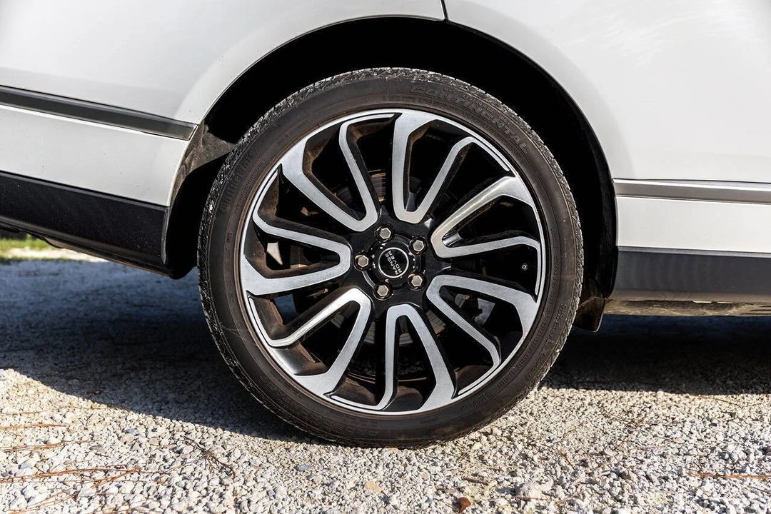 2016 Land Rover Range Rover L405 - Image 21 of 31