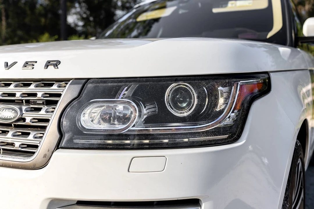 2016 Land Rover Range Rover L405 - Image 9 of 31