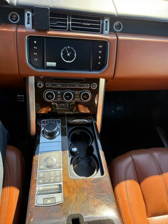 2016 Land Rover Range Rover L405 - Image 15 of 24
