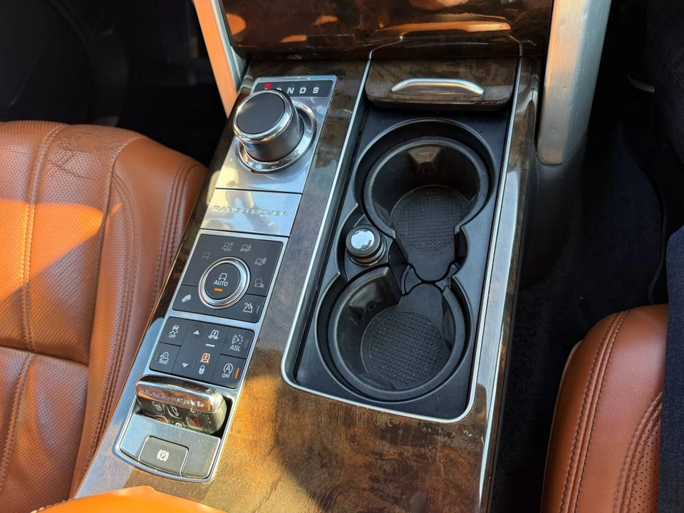 2016 Land Rover Range Rover L405 - Image 18 of 24