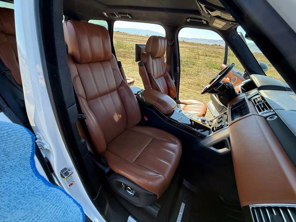 2016 Land Rover Range Rover L405 - Image 11 of 24