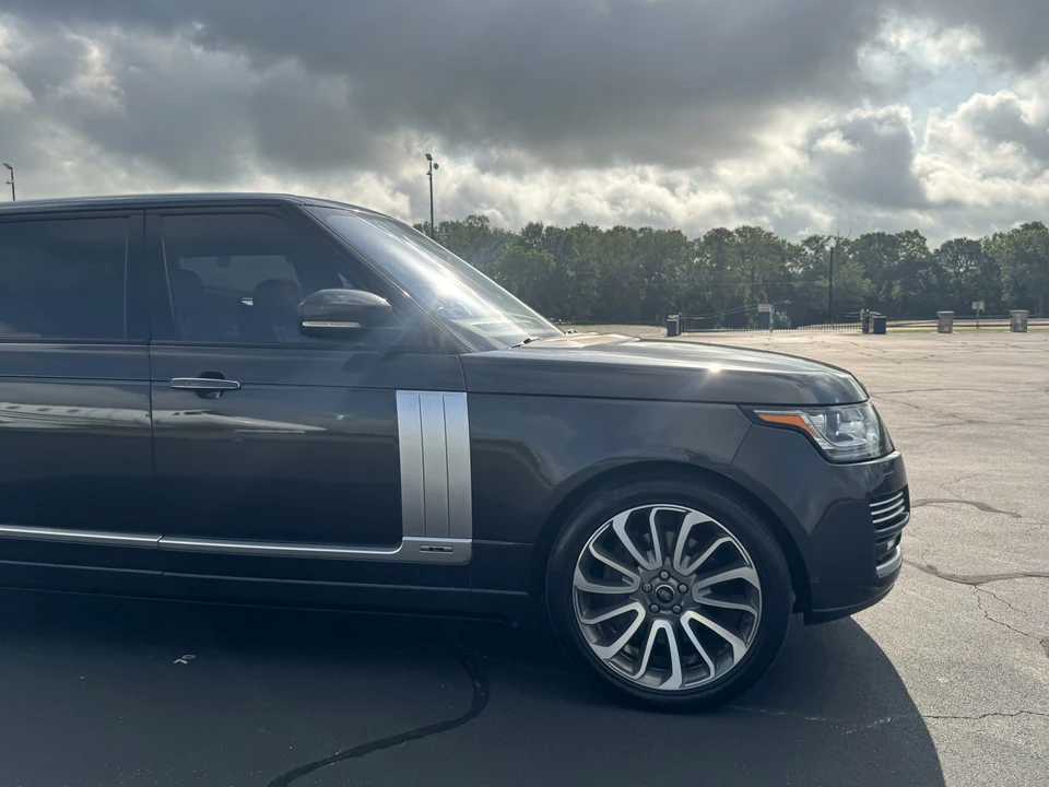 2016 Land Rover Range Rover L405 - Image 23 of 31