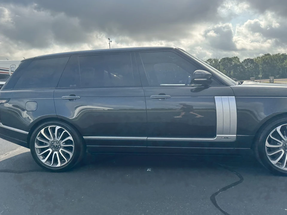 2016 Land Rover Range Rover L405 - Image 19 of 31