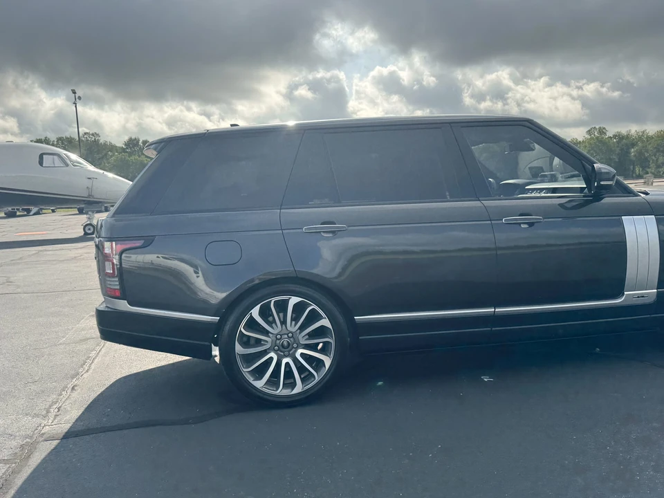 2016 Land Rover Range Rover L405 - Image 21 of 31