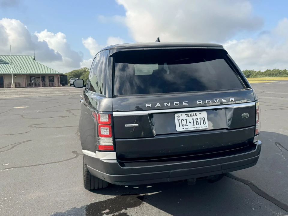 2016 Land Rover Range Rover L405 - Image 13 of 31