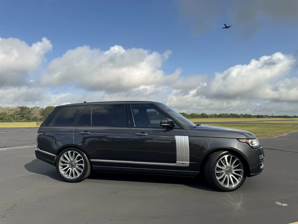 2016 Land Rover Range Rover L405 - Image 17 of 31