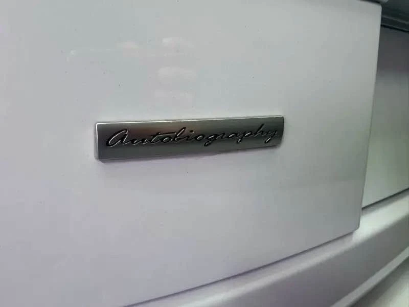 2016 Land Rover Range Rover L405 - Image 17 of 19