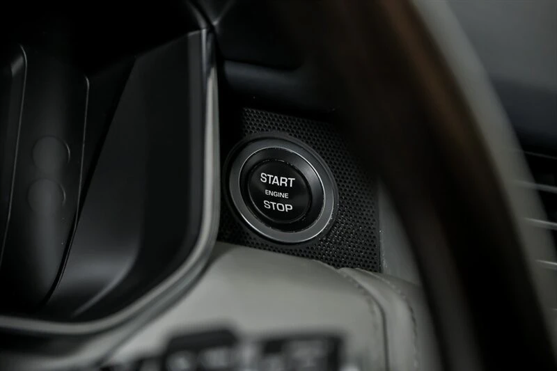 2016 Land Rover Range Rover L405 - Image 29 of 31