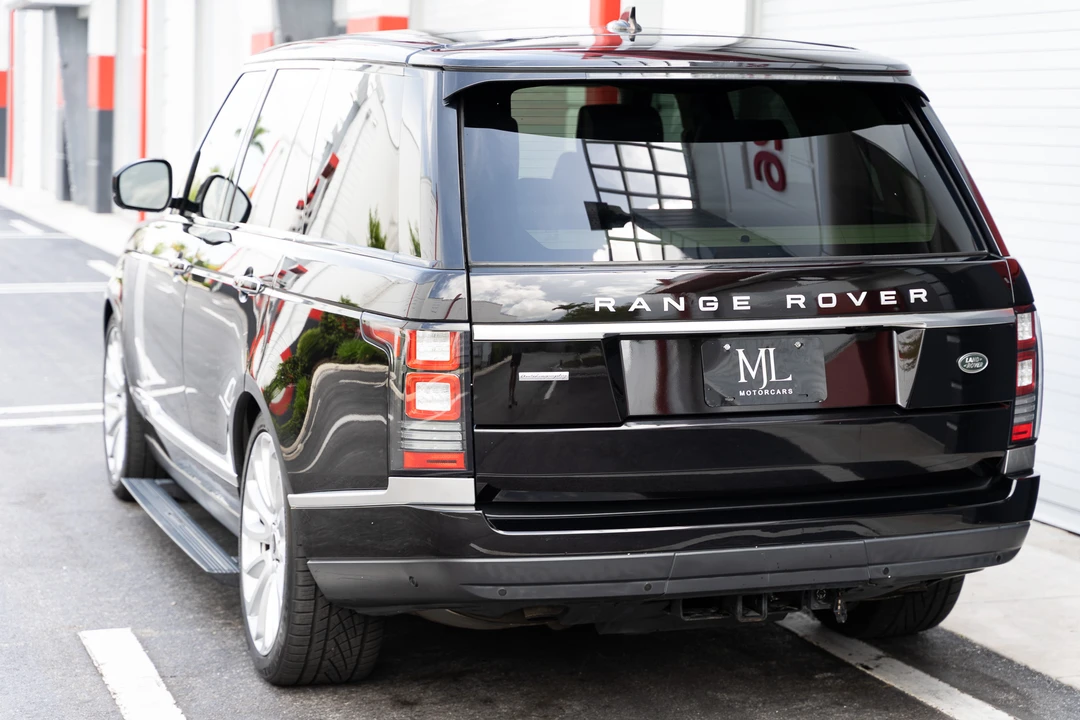 2016 Land Rover Range Rover L405 - Image 18 of 31