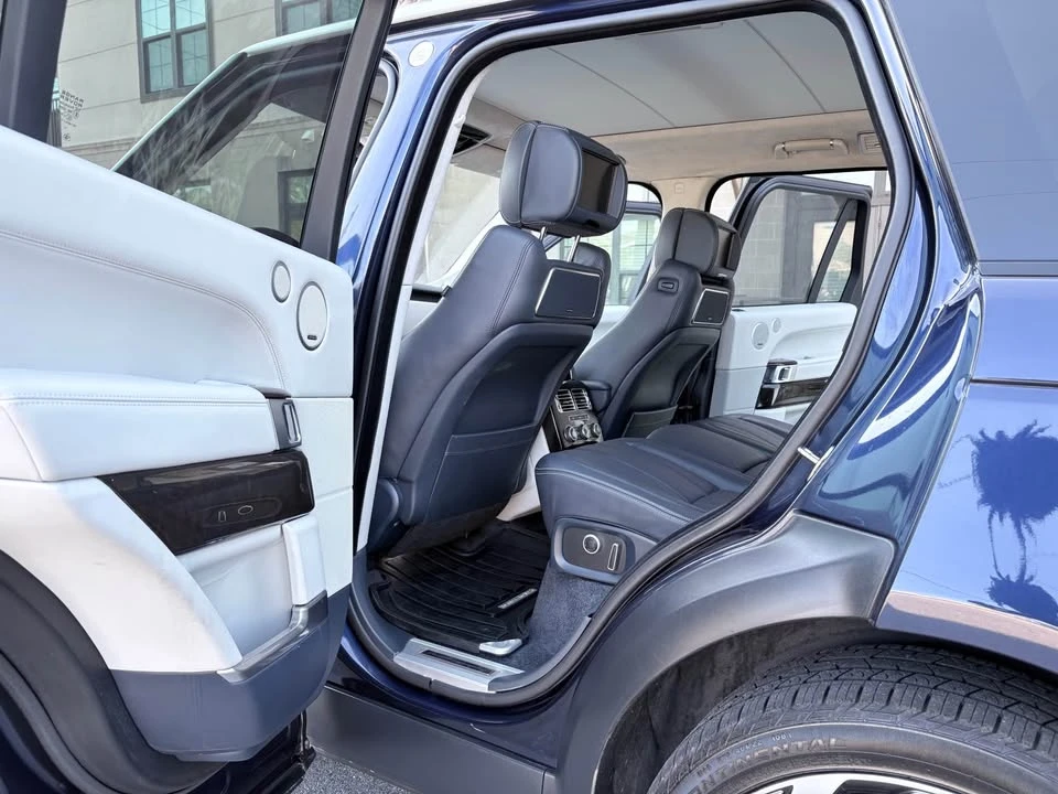 2016 Land Rover Range Rover L405 - Image 9 of 20