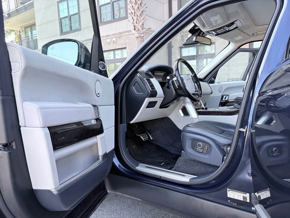 2016 Land Rover Range Rover L405 - Image 9 of 20