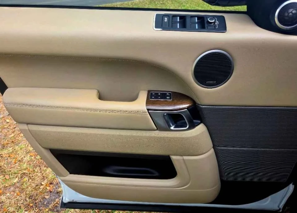 2016 Land Rover Range Rover L405 - Image 10 of 20