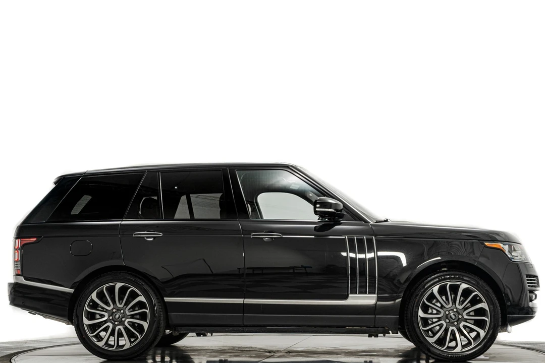 2016 Land Rover Range Rover L405 - Image 2 of 12