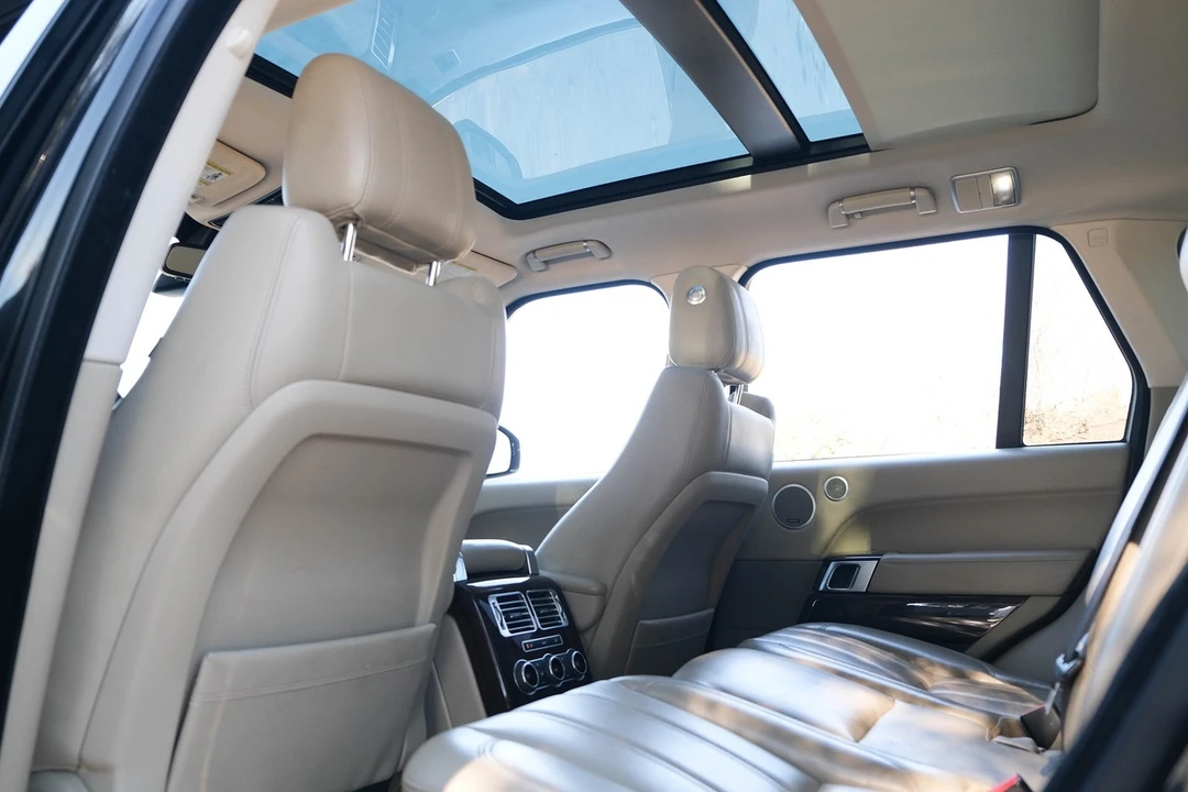 2016 Land Rover Range Rover L405 - Image 19 of 21