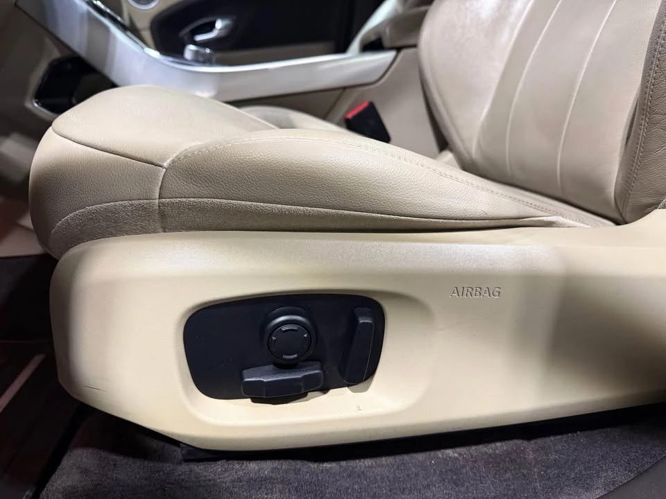 2016 Land Rover Range Rover Evoque 1st Gen - Image 14 of 20