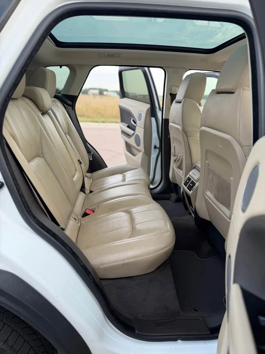 2016 Land Rover Range Rover Evoque 1st Gen - Image 17 of 19