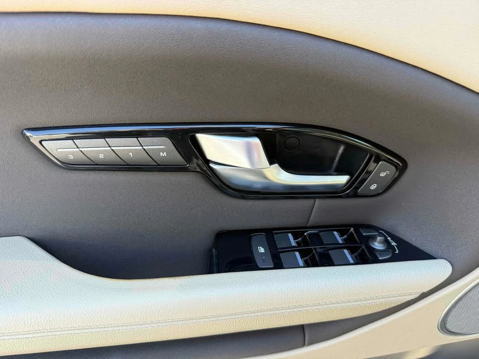 2016 Land Rover Range Rover Evoque 1st Gen - Image 18 of 20