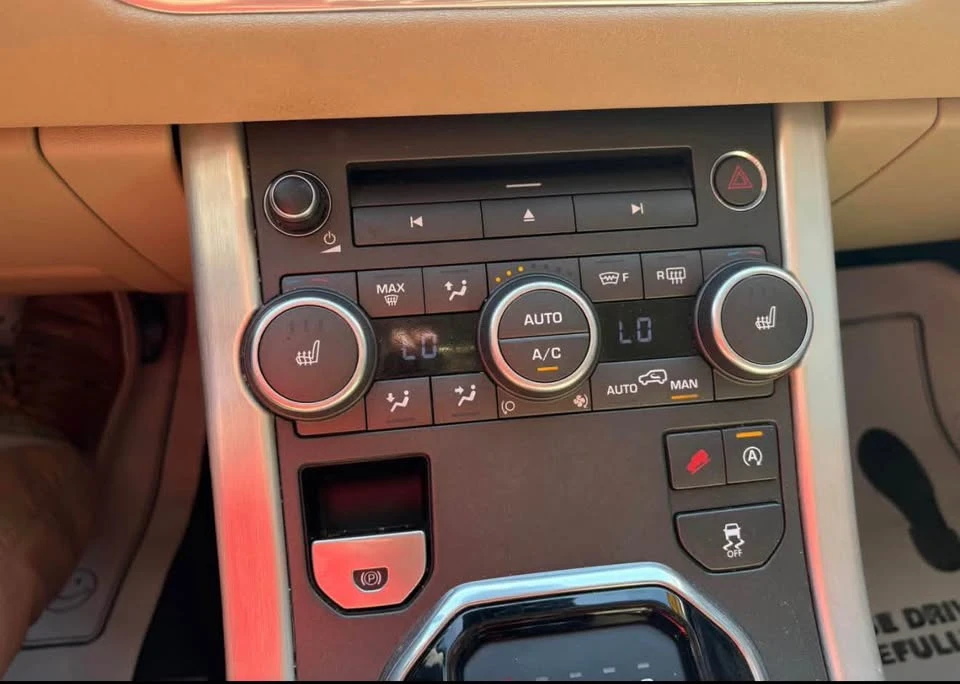 2016 Land Rover Range Rover Evoque 1st Gen - Image 12 of 13