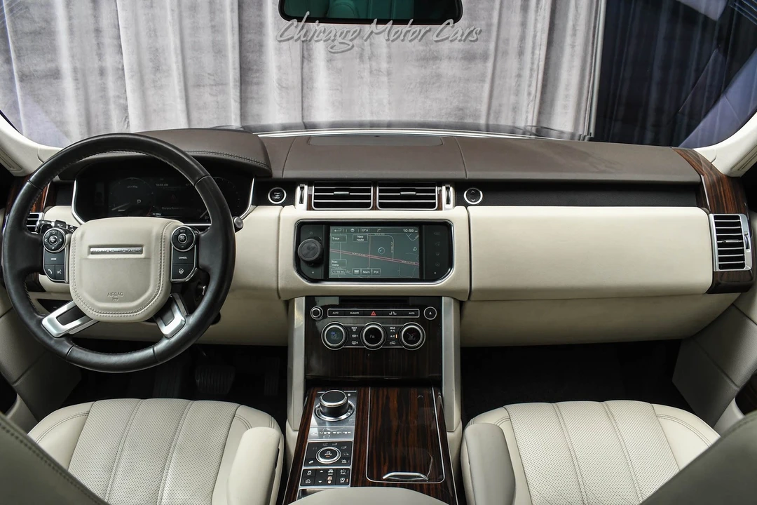 2016 Land Rover Range Rover L405 - Image 23 of 31