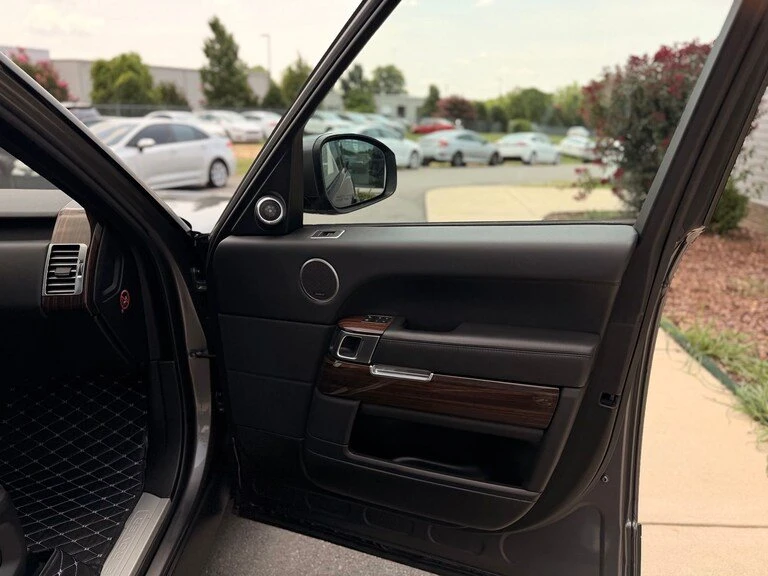 2016 Land Rover Range Rover L405 - Image 15 of 18