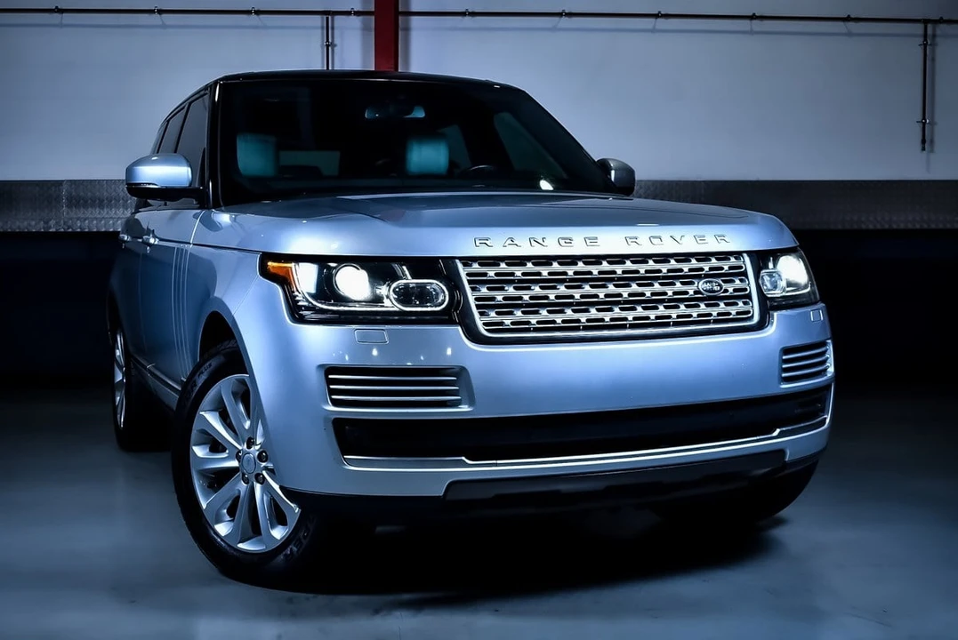 2016 Land Rover Range Rover L405 - Image 11 of 30