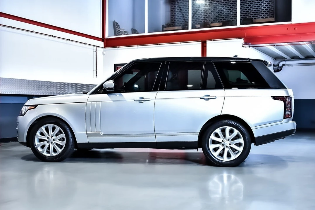 2016 Land Rover Range Rover L405 - Image 25 of 30