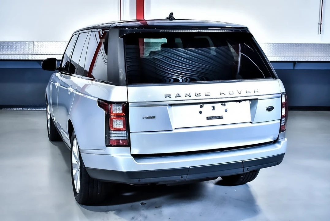 2016 Land Rover Range Rover L405 - Image 18 of 30