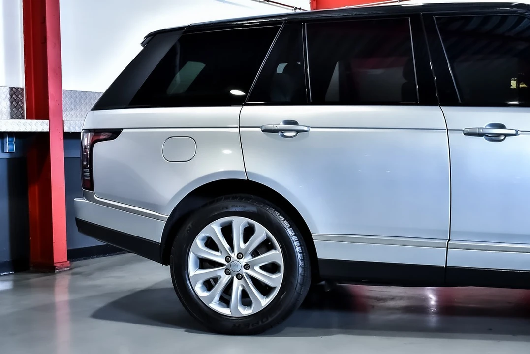 2016 Land Rover Range Rover L405 - Image 29 of 30