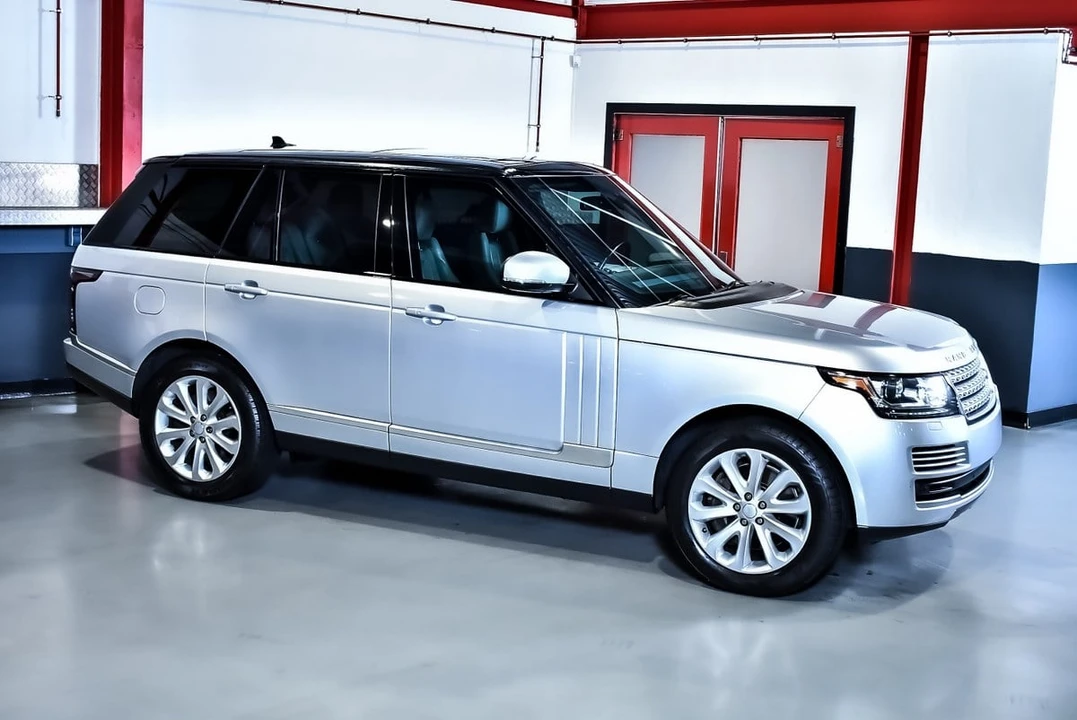 2016 Land Rover Range Rover L405 - Image 4 of 30