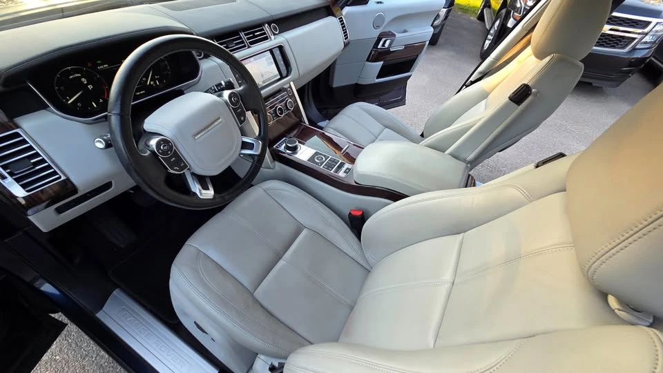 2016 Land Rover Range Rover L405 - Image 10 of 20