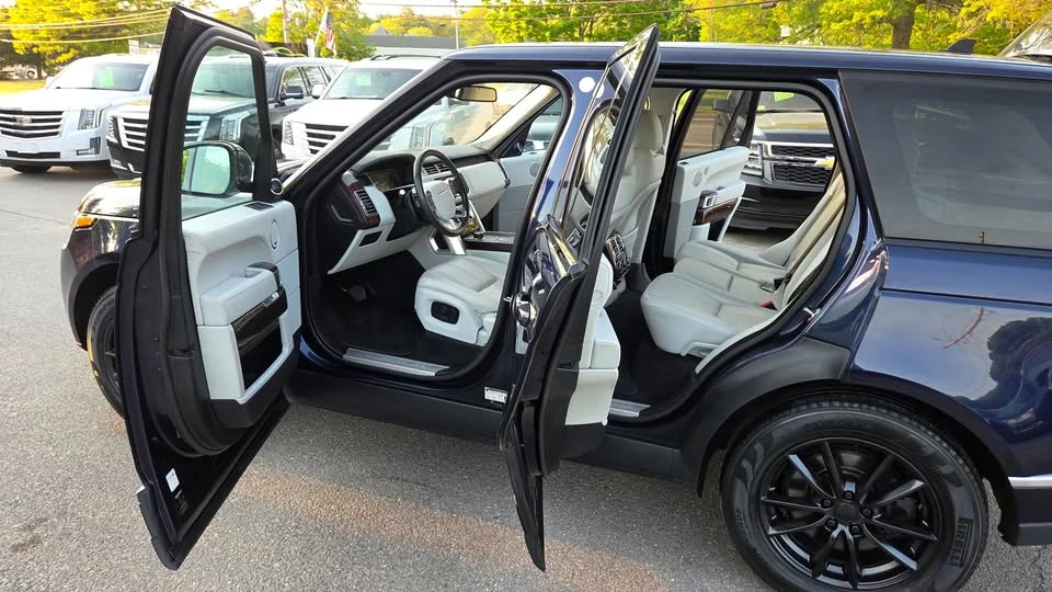 2016 Land Rover Range Rover L405 - Image 9 of 20