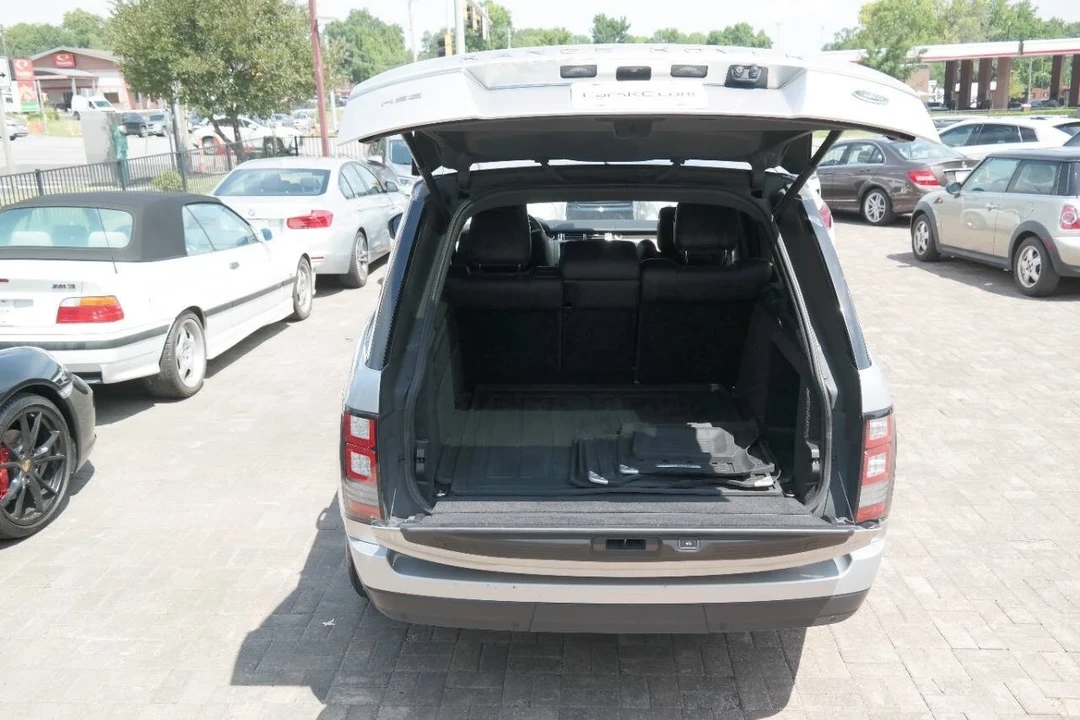 2016 Land Rover Range Rover L405 - Image 13 of 21