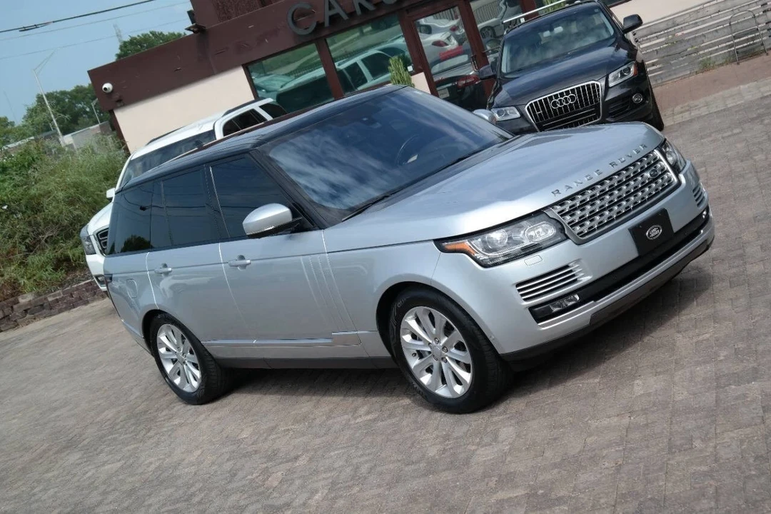 2016 Land Rover Range Rover L405 - Image 2 of 21