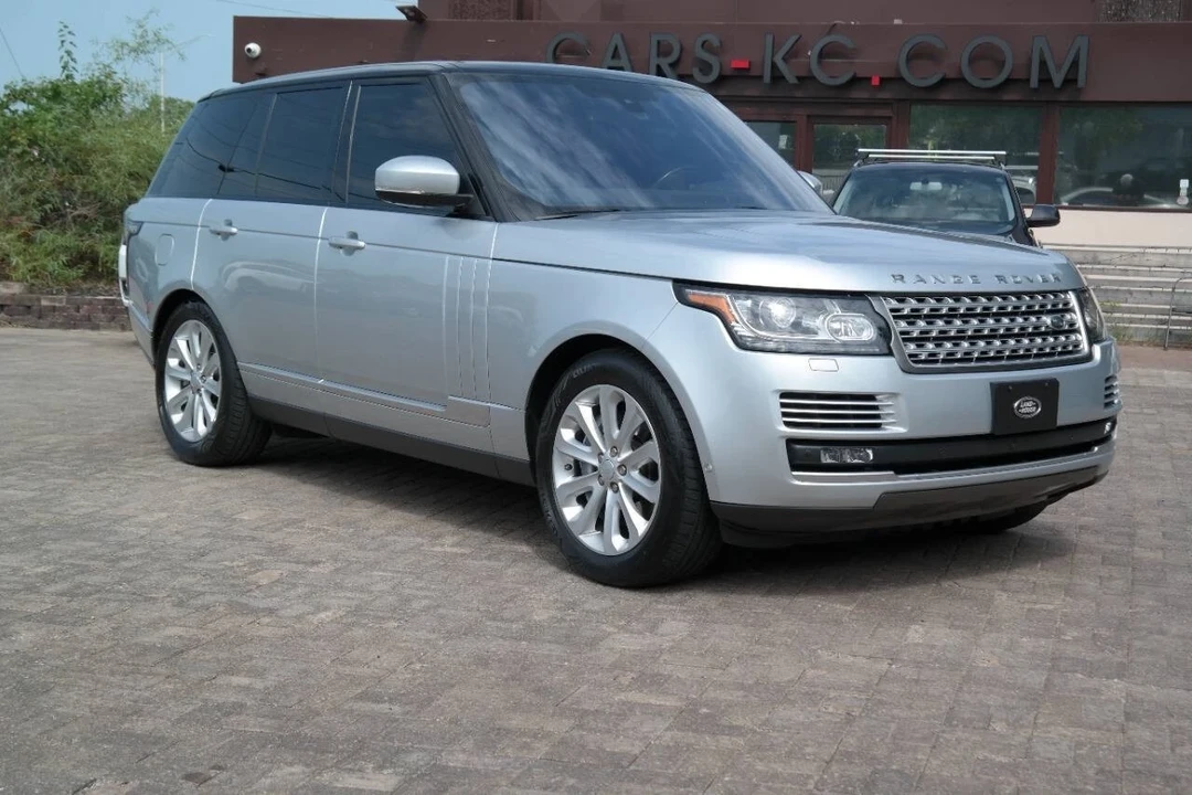 2016 Land Rover Range Rover L405 - Image 9 of 21