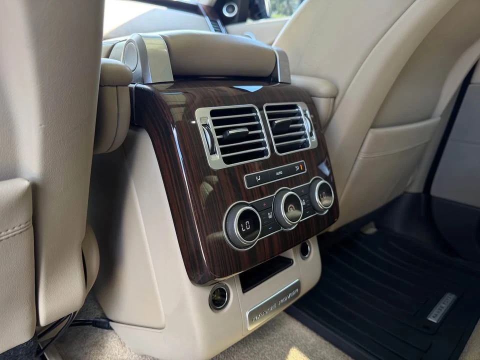 2016 Land Rover Range Rover L405 - Image 11 of 20