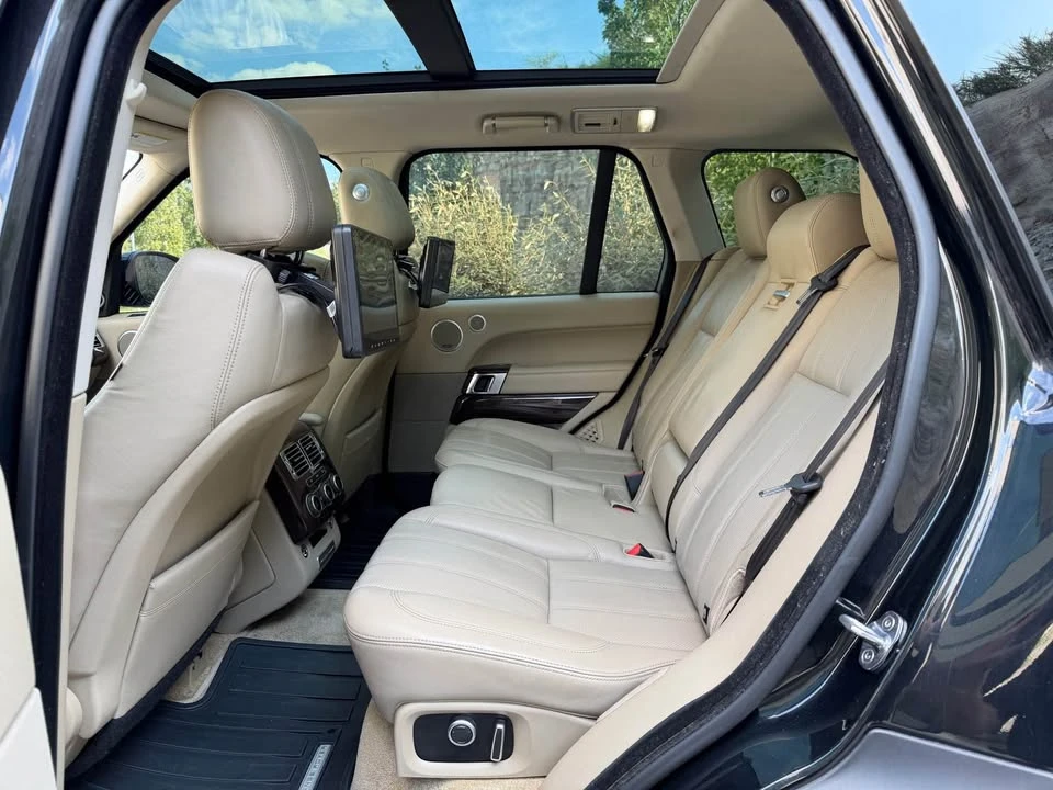 2016 Land Rover Range Rover L405 - Image 9 of 20