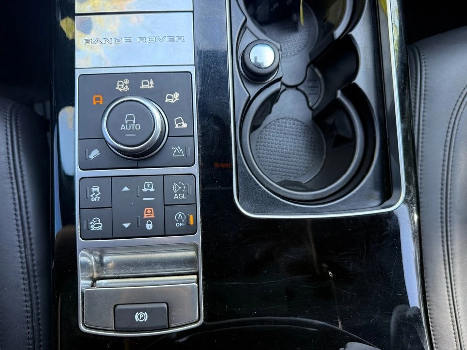 2016 Land Rover Range Rover L405 - Image 18 of 20