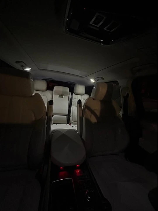2016 Land Rover Range Rover L405 - Image 12 of 13