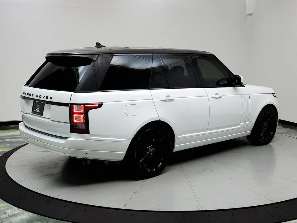2016 Land Rover Range Rover L405 - Image 5 of 12