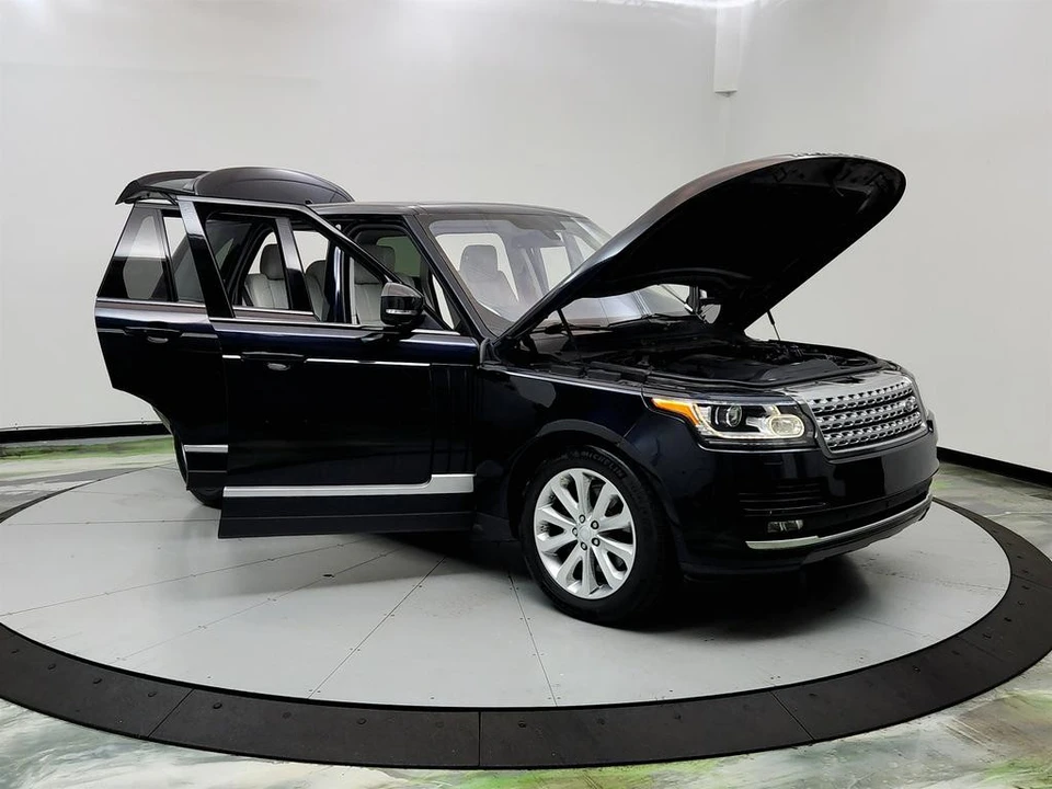 2016 Land Rover Range Rover L405 - Image 10 of 21