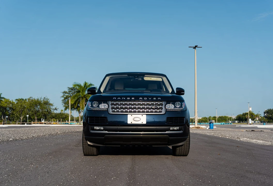 2016 Land Rover Range Rover L405 - Image 9 of 31