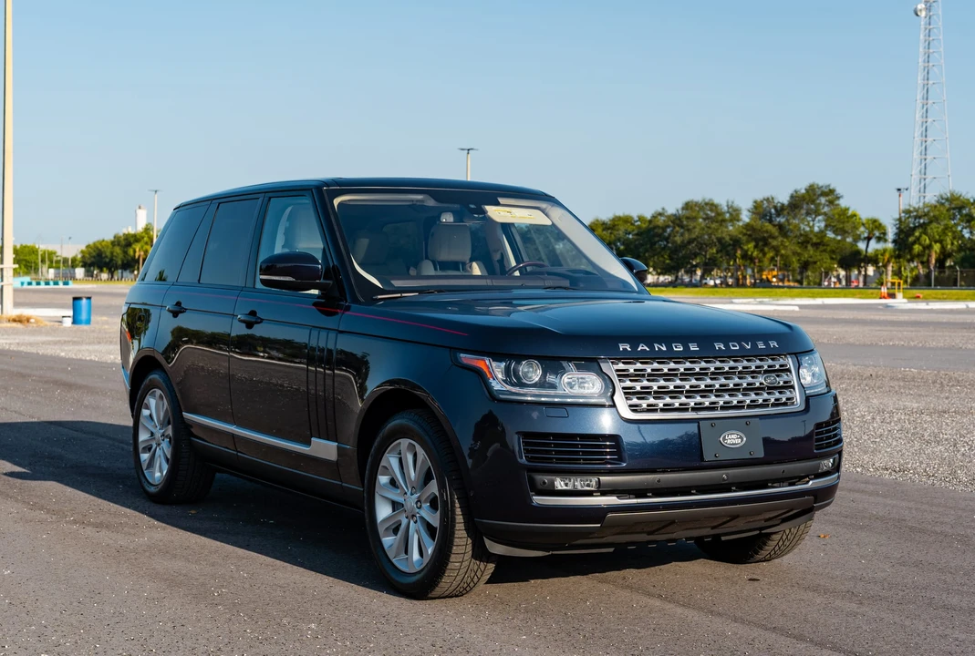 2016 Land Rover Range Rover L405 - Image 14 of 31