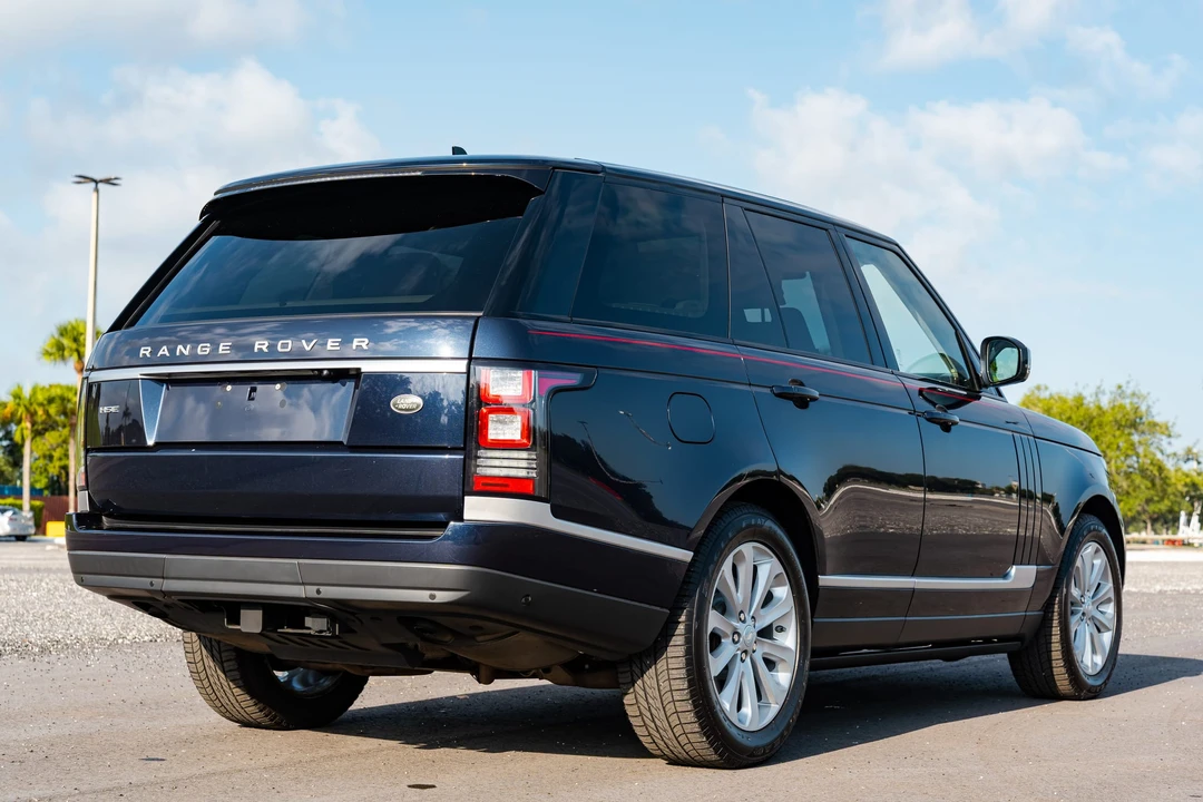 2016 Land Rover Range Rover L405 - Image 23 of 31