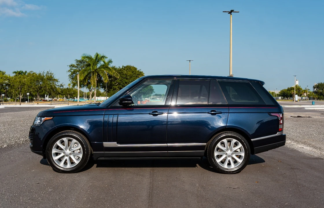 2016 Land Rover Range Rover L405 - Image 7 of 31
