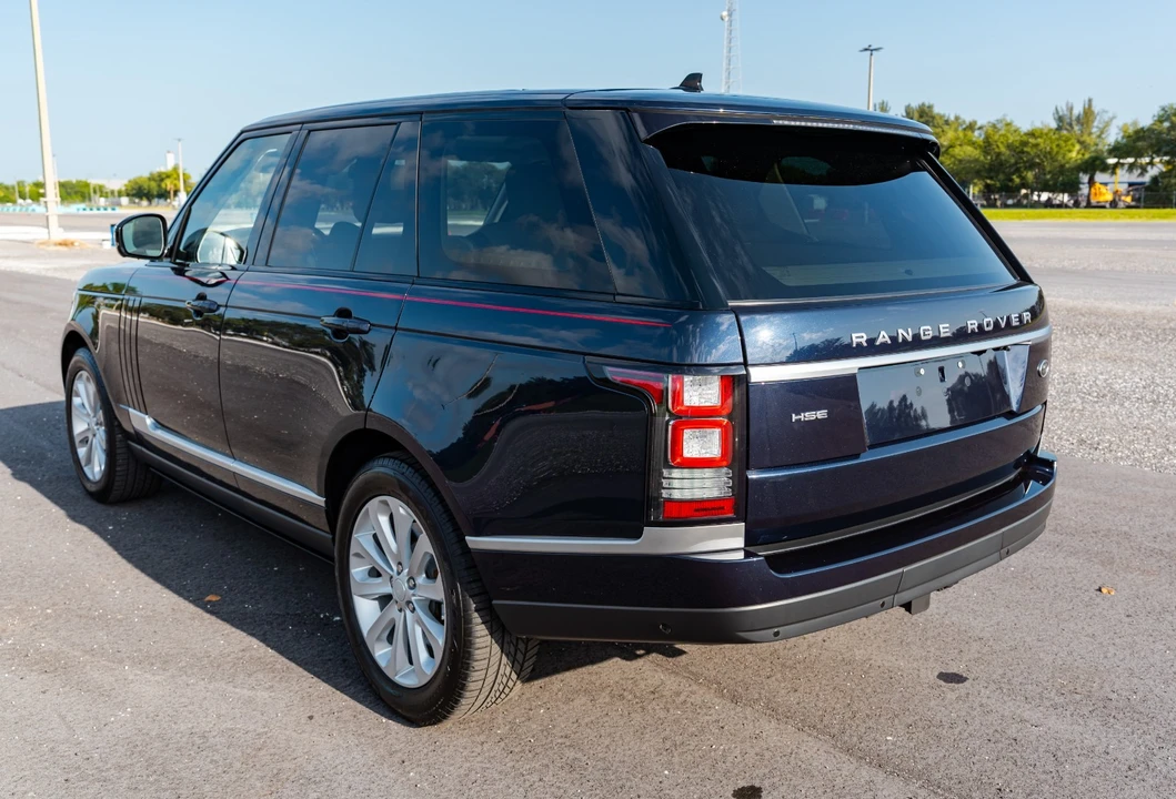 2016 Land Rover Range Rover L405 - Image 10 of 31