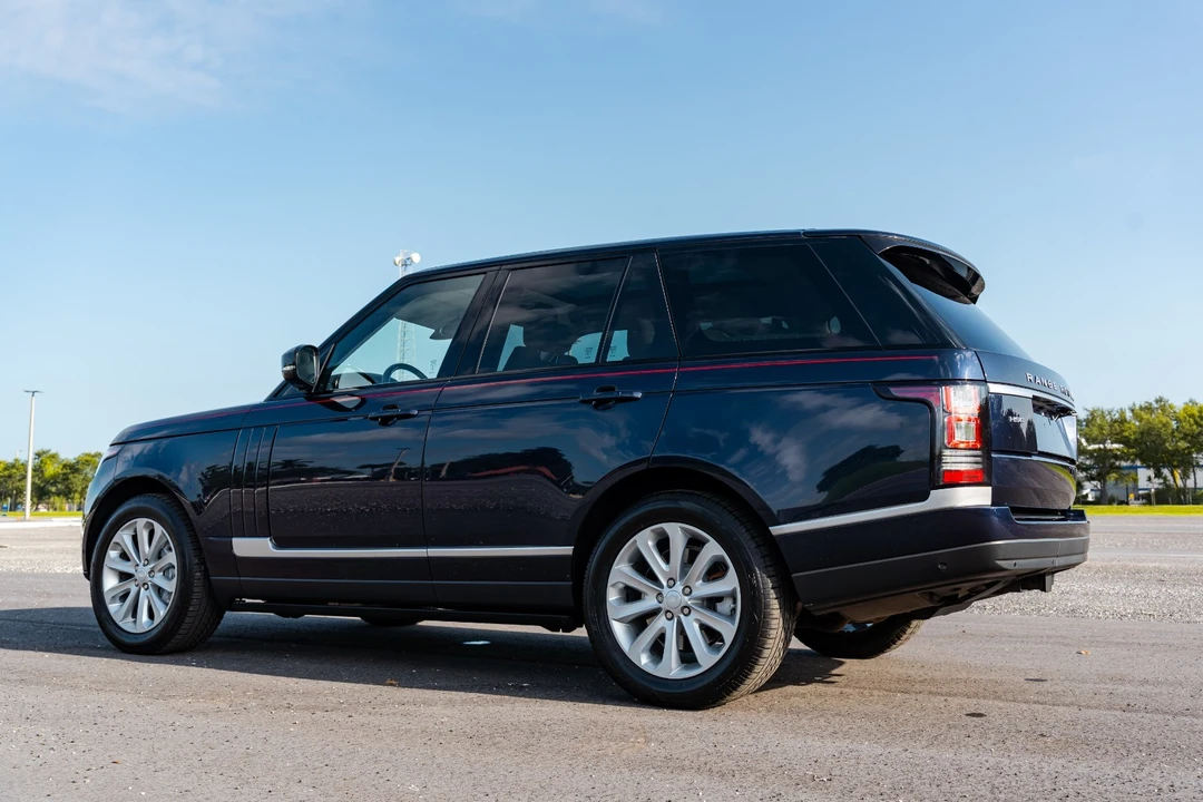 2016 Land Rover Range Rover L405 - Image 8 of 31