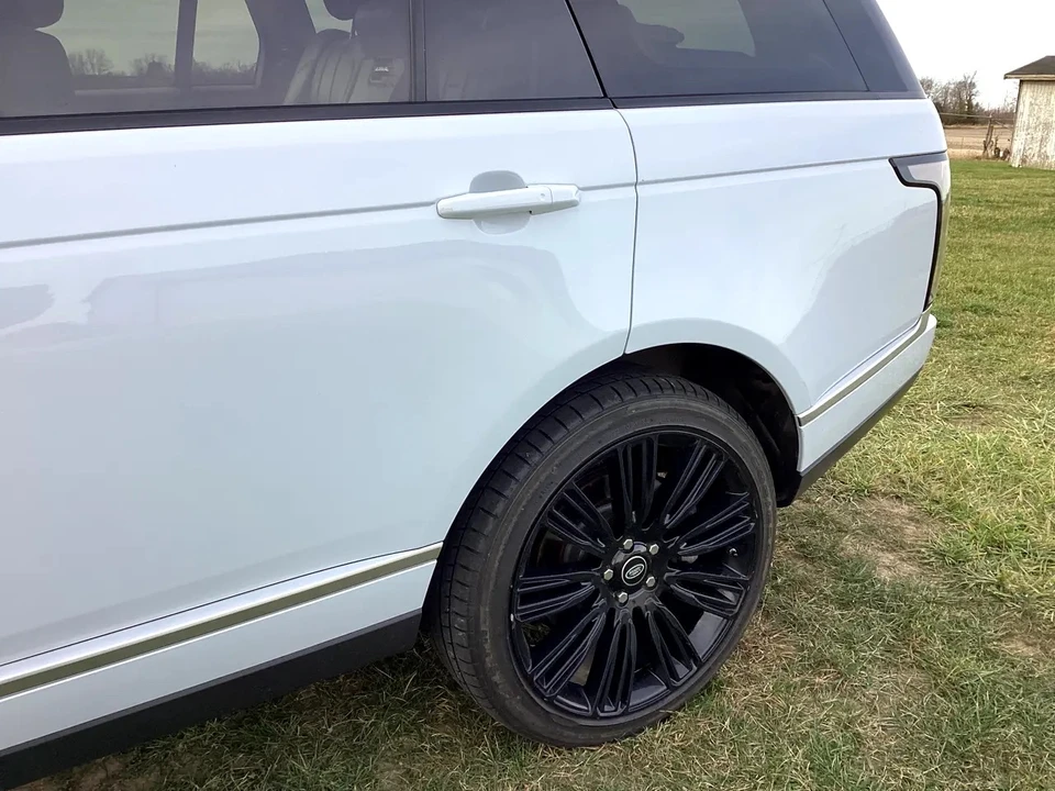 2016 Land Rover Range Rover L405 - Image 16 of 31